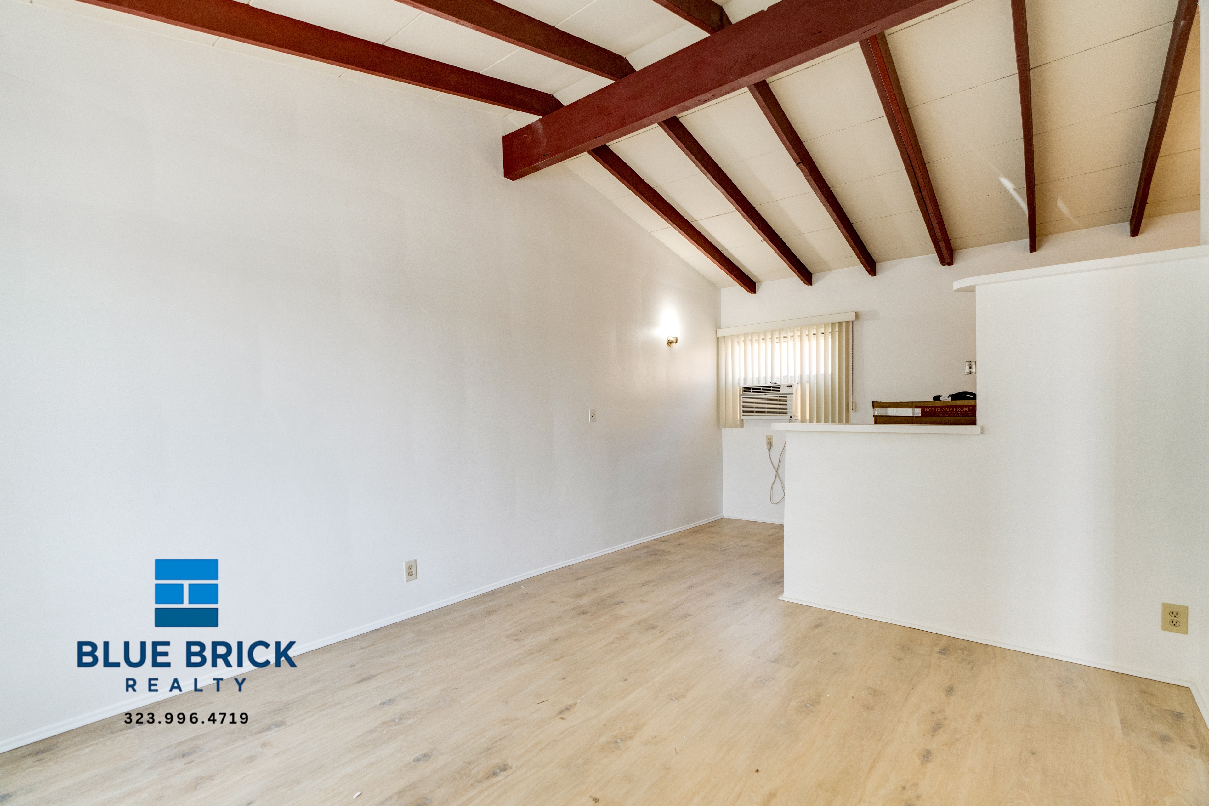 Panorama City Condo: 7910 Willis Ave