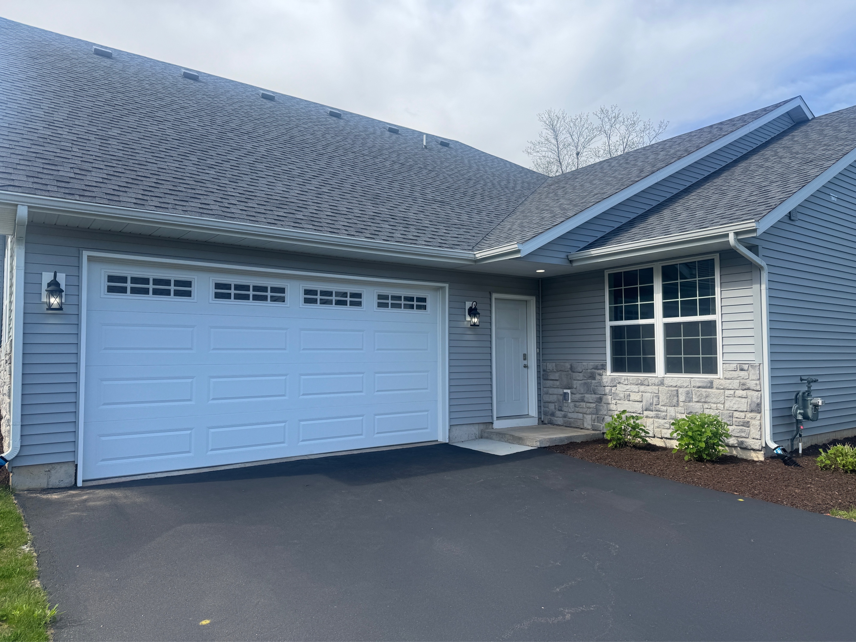 Loves Park Townhome: 5707 Roy's Ridge (T)