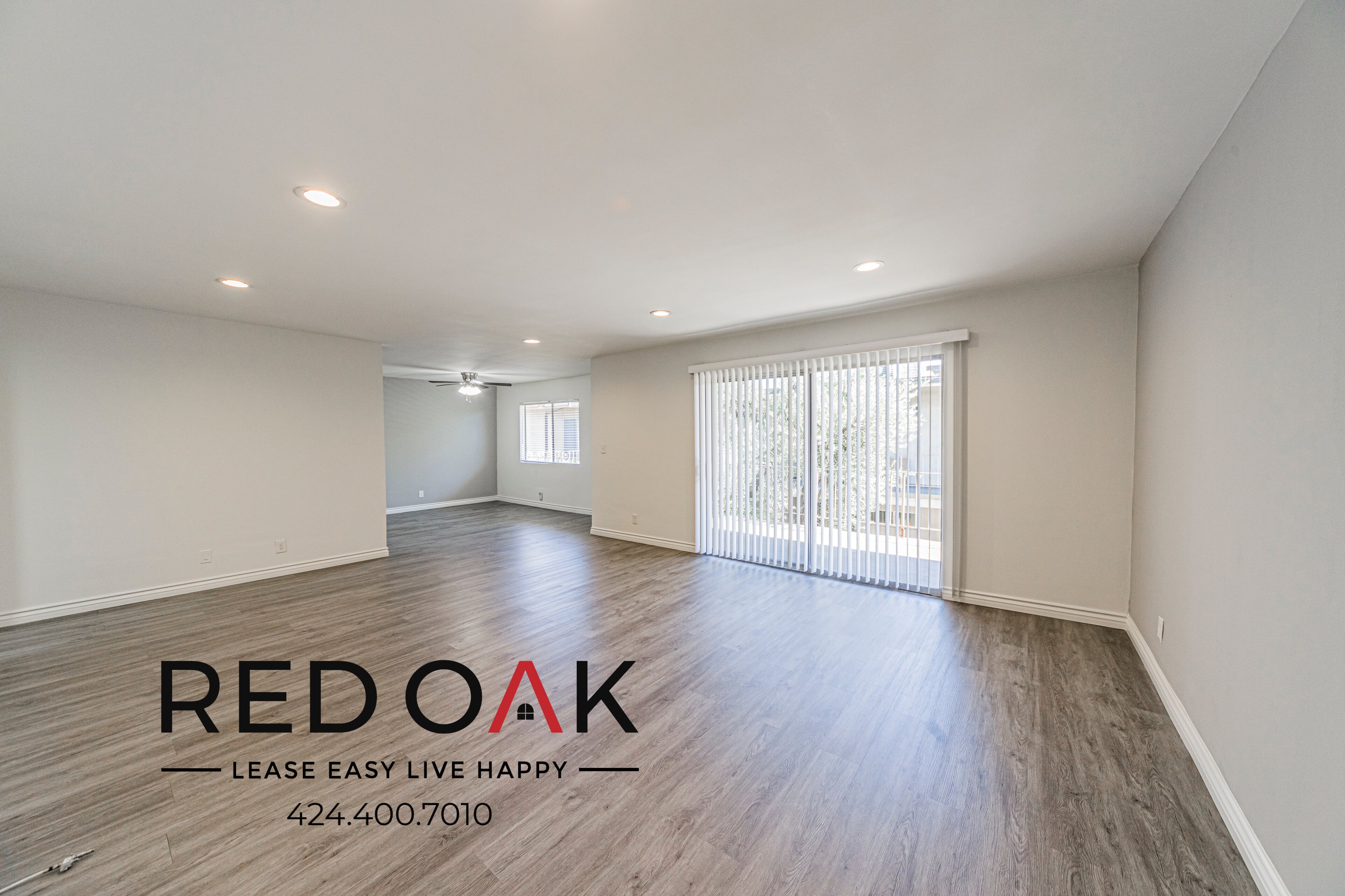 North Hollywood Condo: 10741 Moorpark St