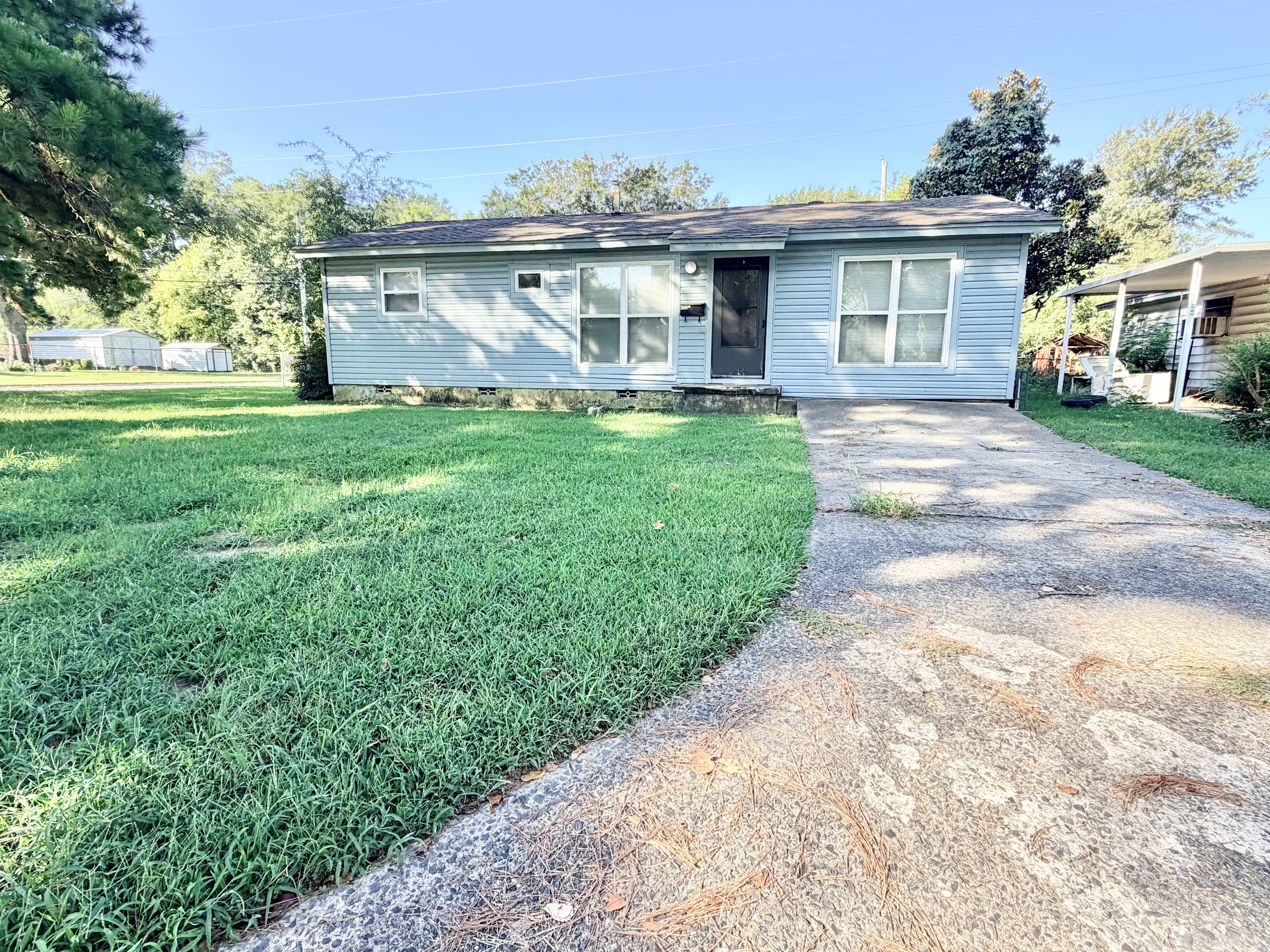 North Little Rock House: 213 Meadow Park Dr