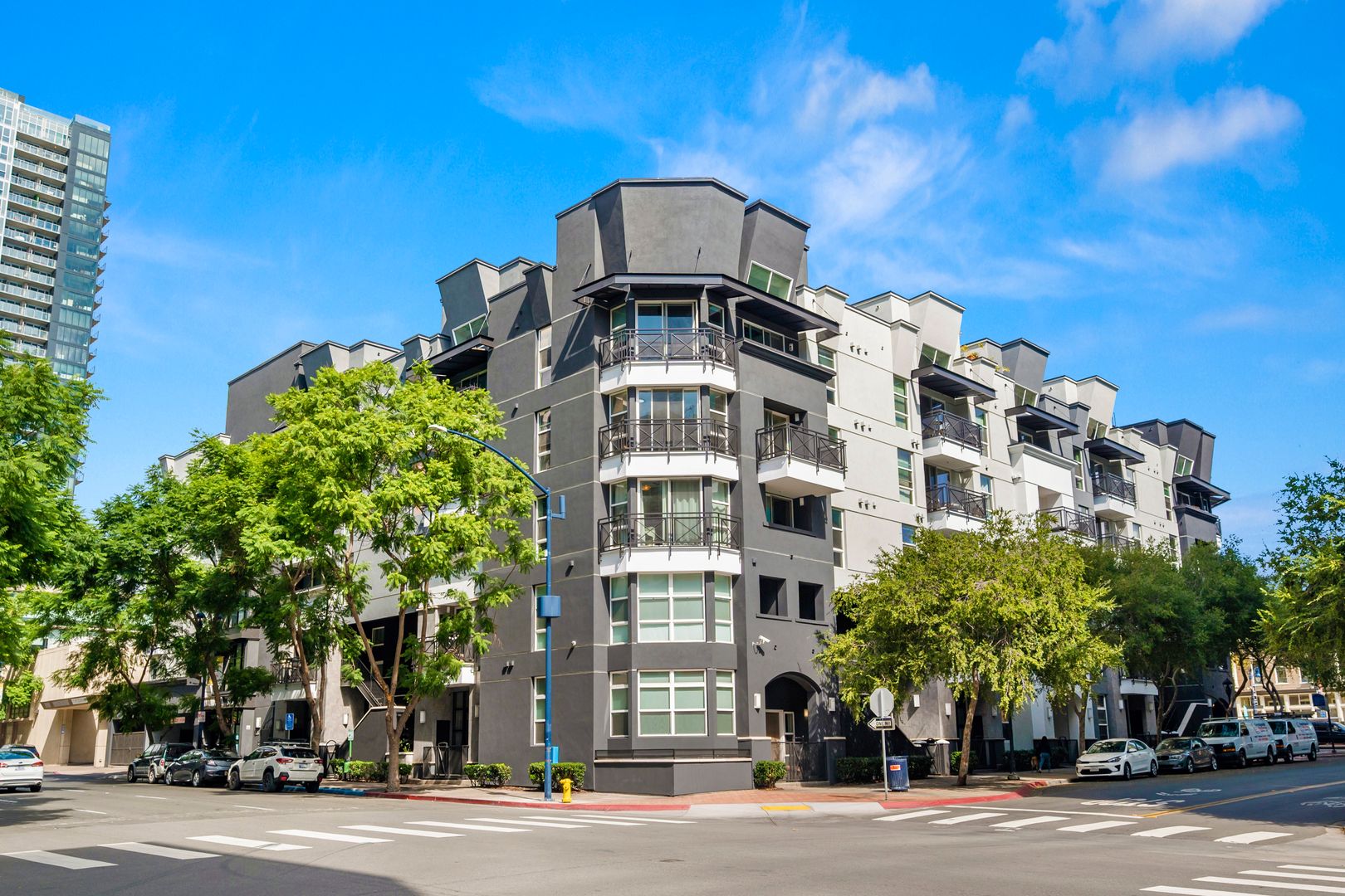 San Diego Condo: 550 Park Blvd -