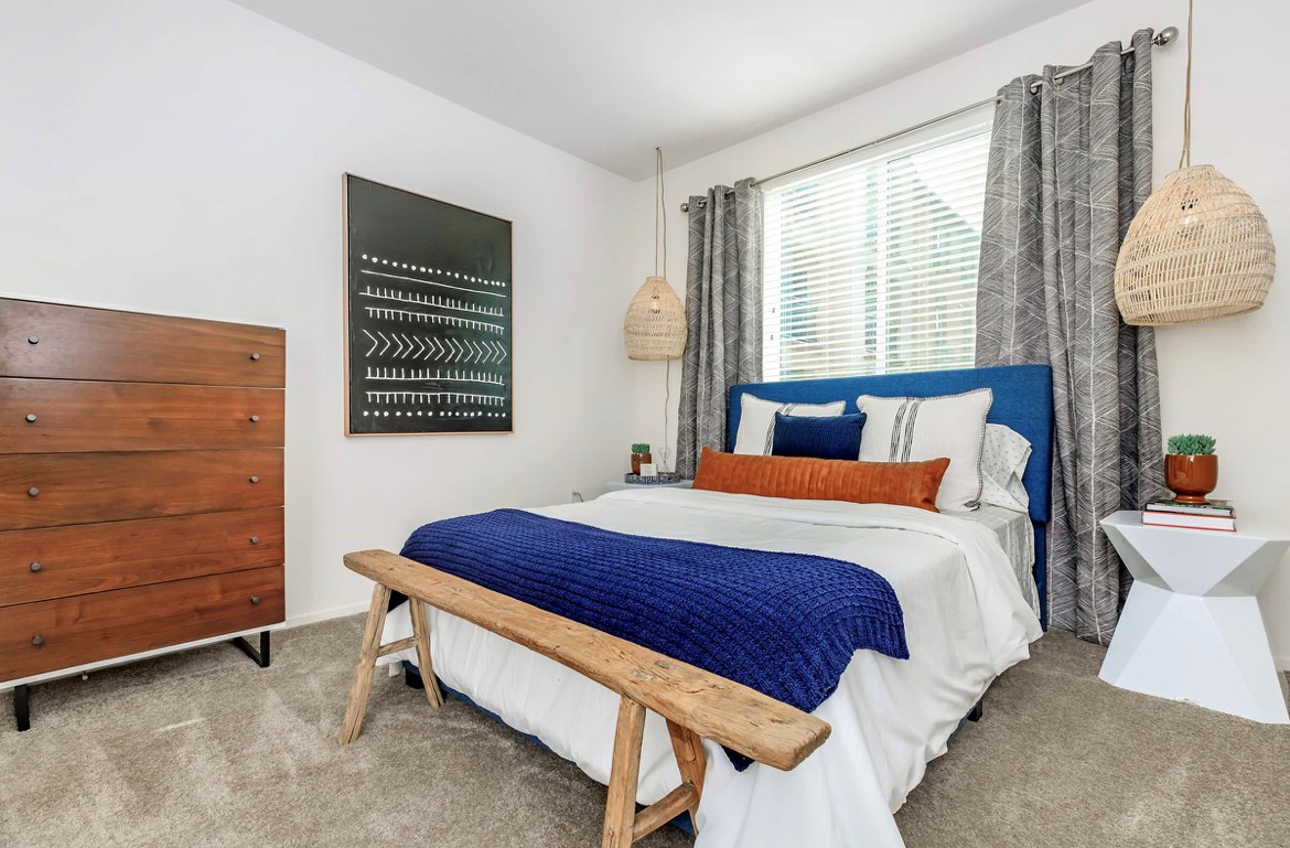 Ontario Apartment: 840 S Magnolia Ave.