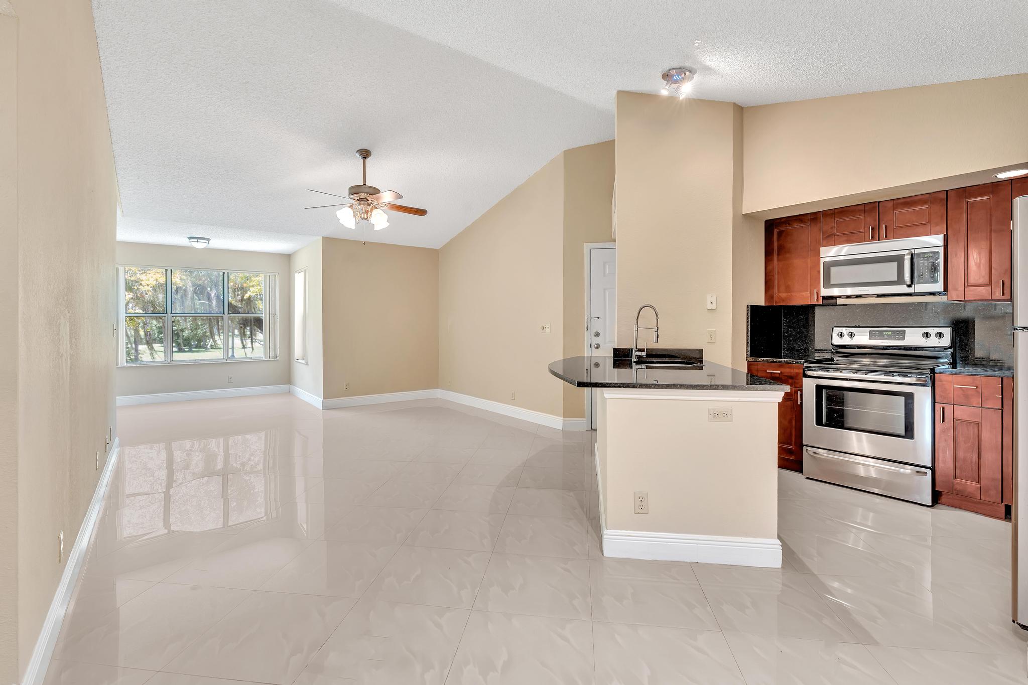 Margate Condo: 3370 Pinewalk Dr. North