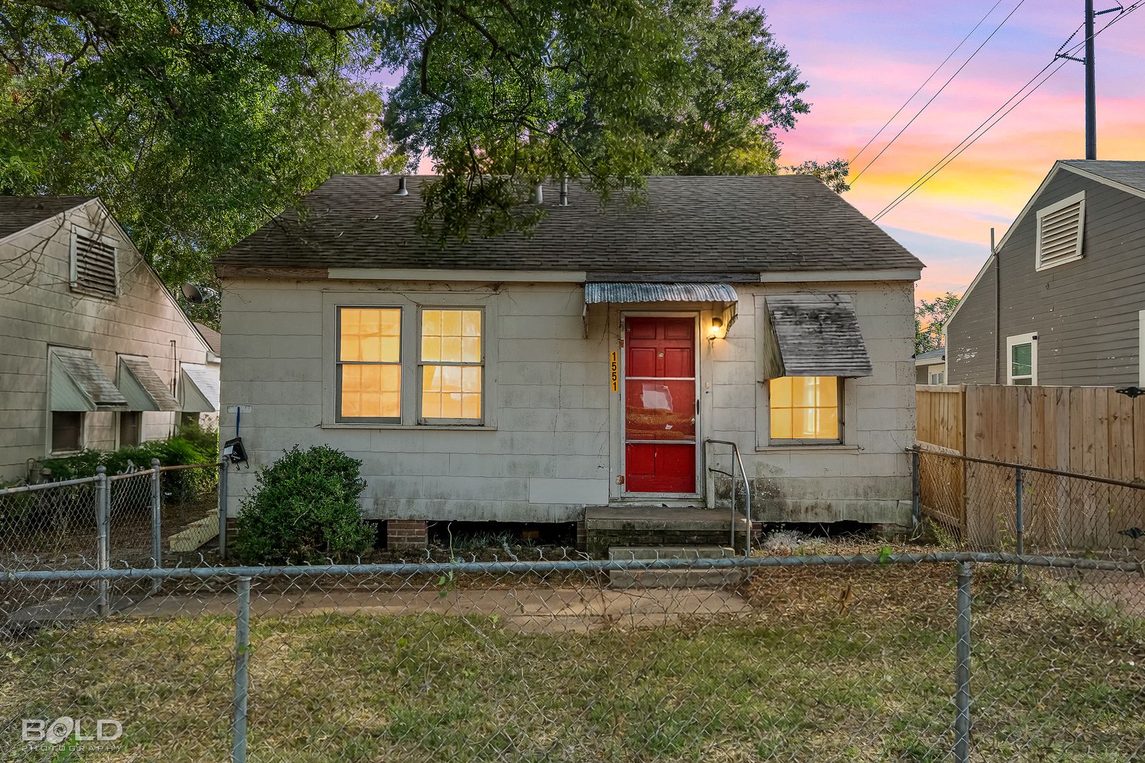 Shreveport House: 1551 Summers St
