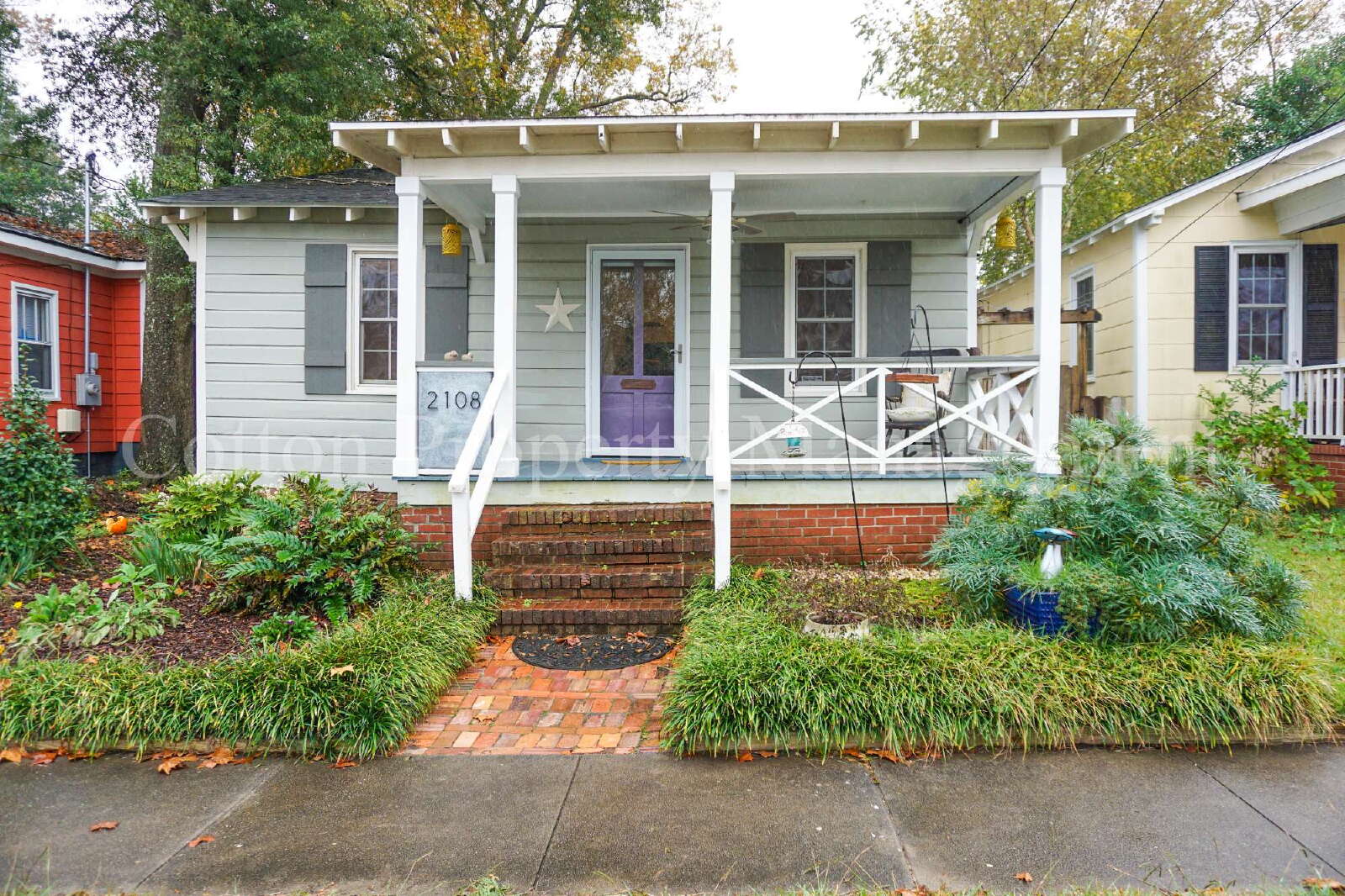 Wilmington House: 2108 Barnett Avenue