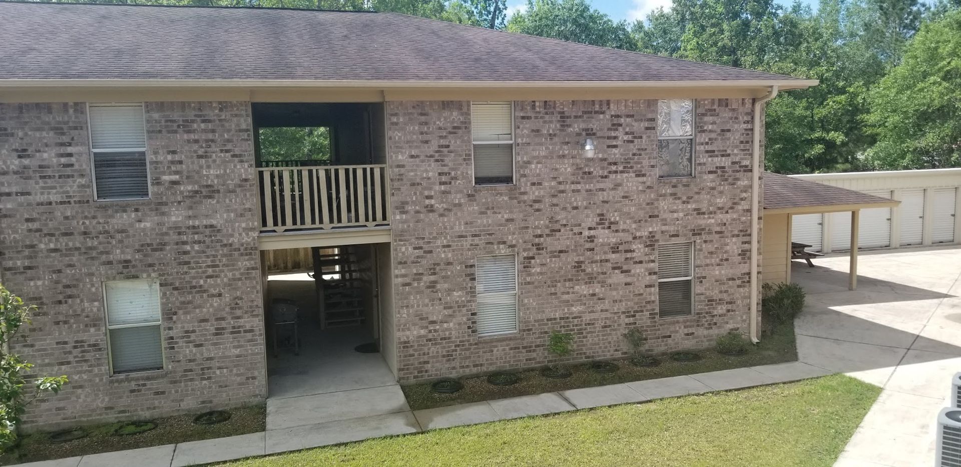 ORANGE Apartment: 7071 S BILBO Rd