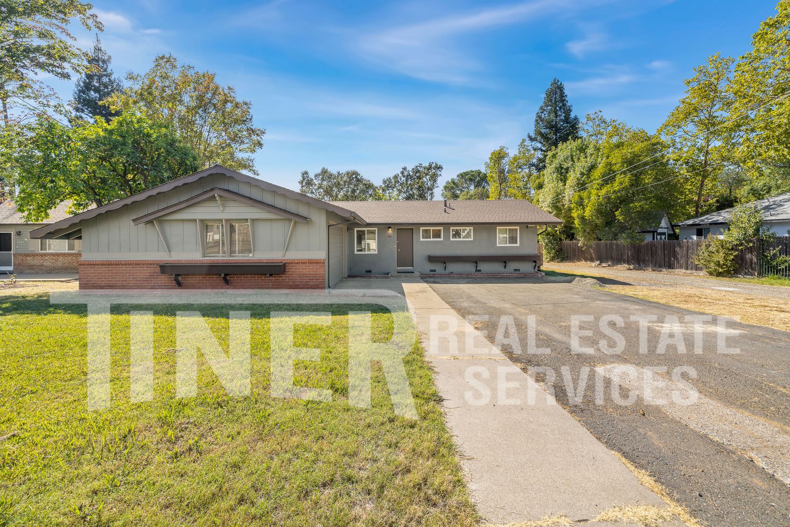 Carmichael House: 3841 Marshall Avenue