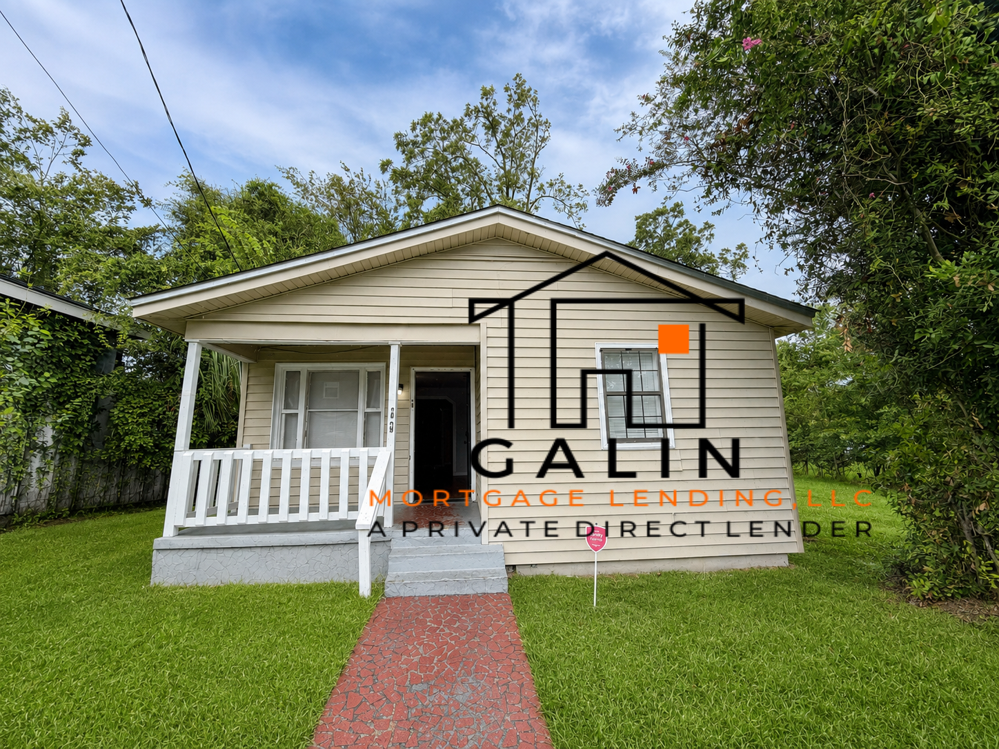 Savannah House: 237 Millen St