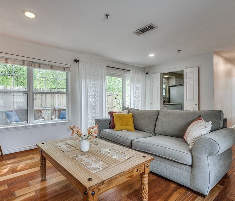 Dallas Condo: 3100 Cole