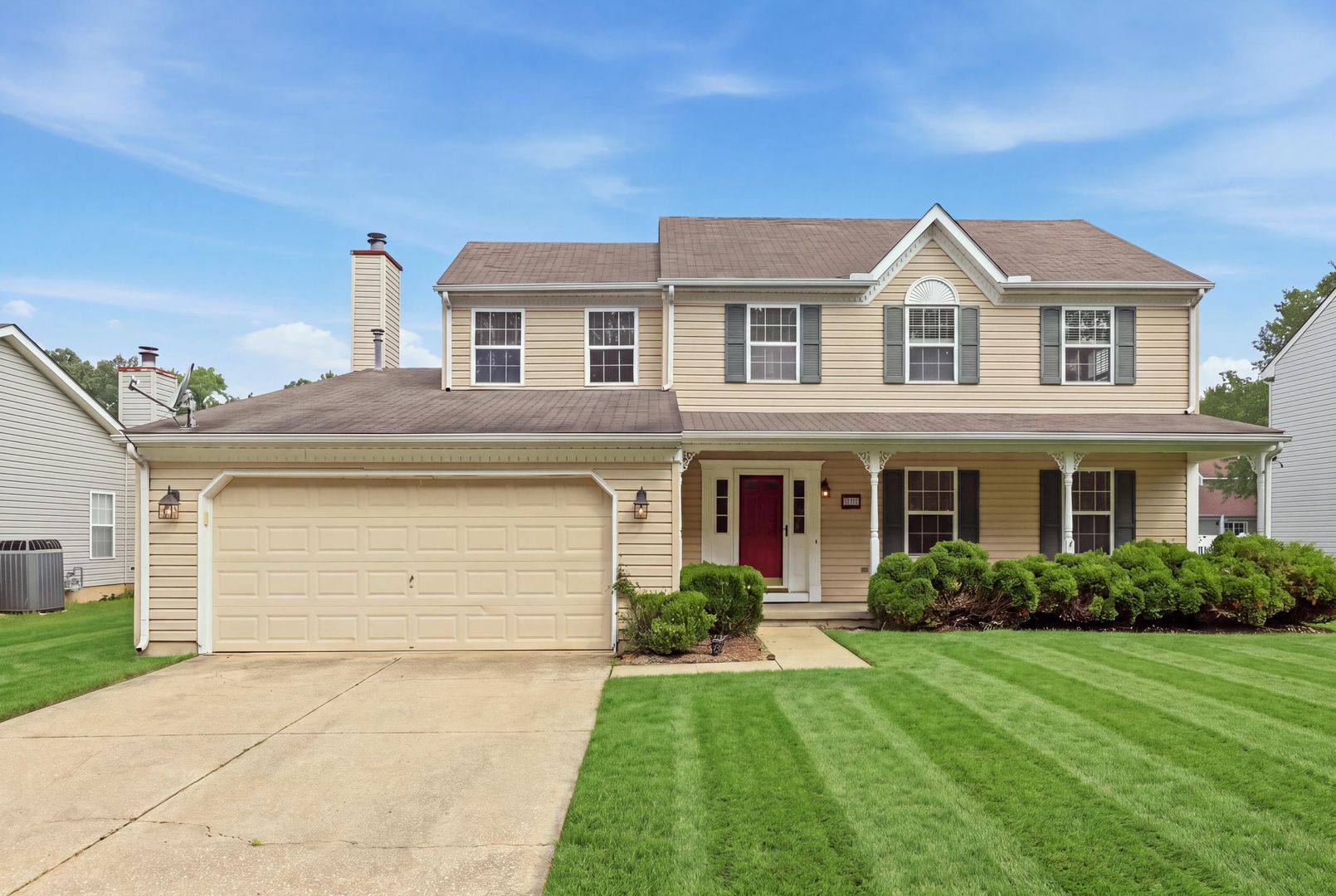 Dover House: 251 North Caroline Place