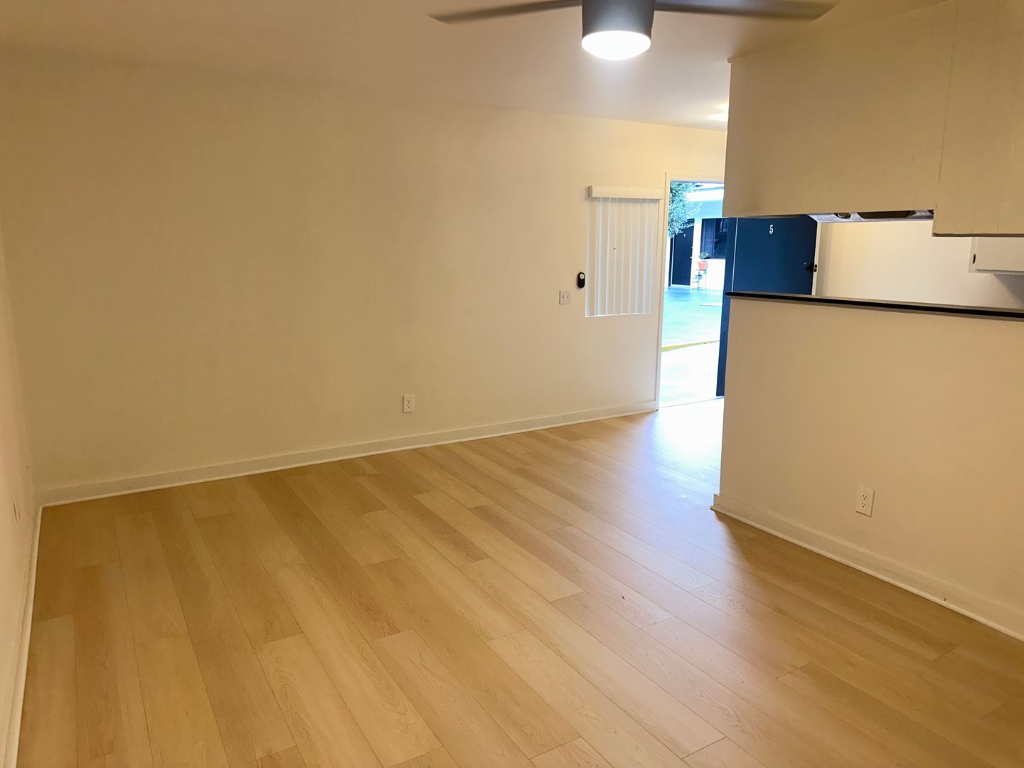 Los Angeles Apartment: 6607 N Figueroa St