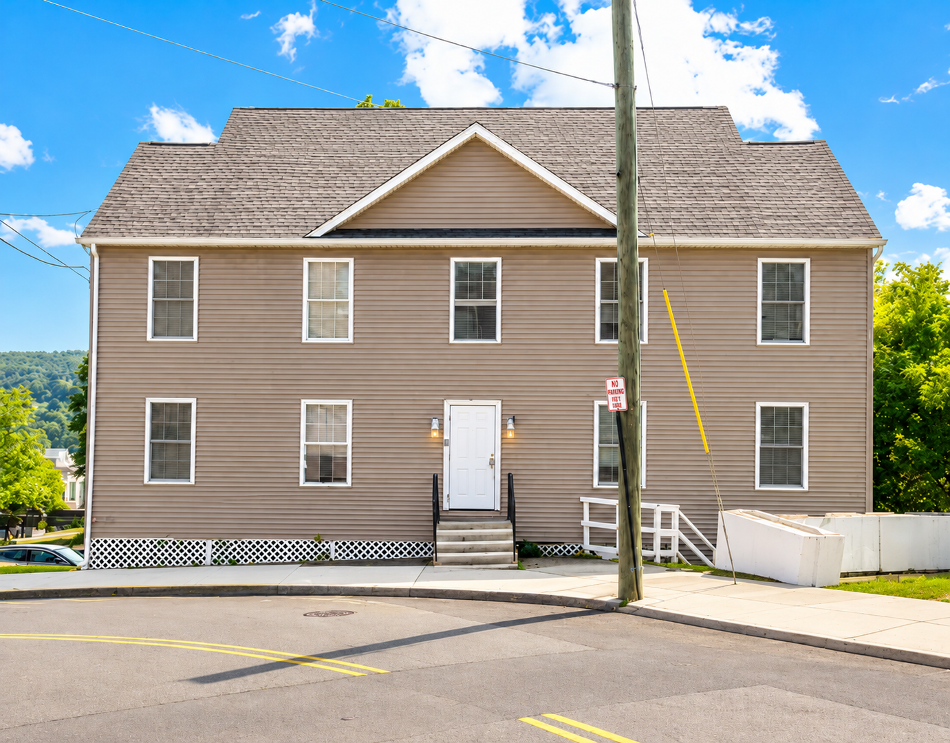 Bristol Condo: 11 Summer Street 3A