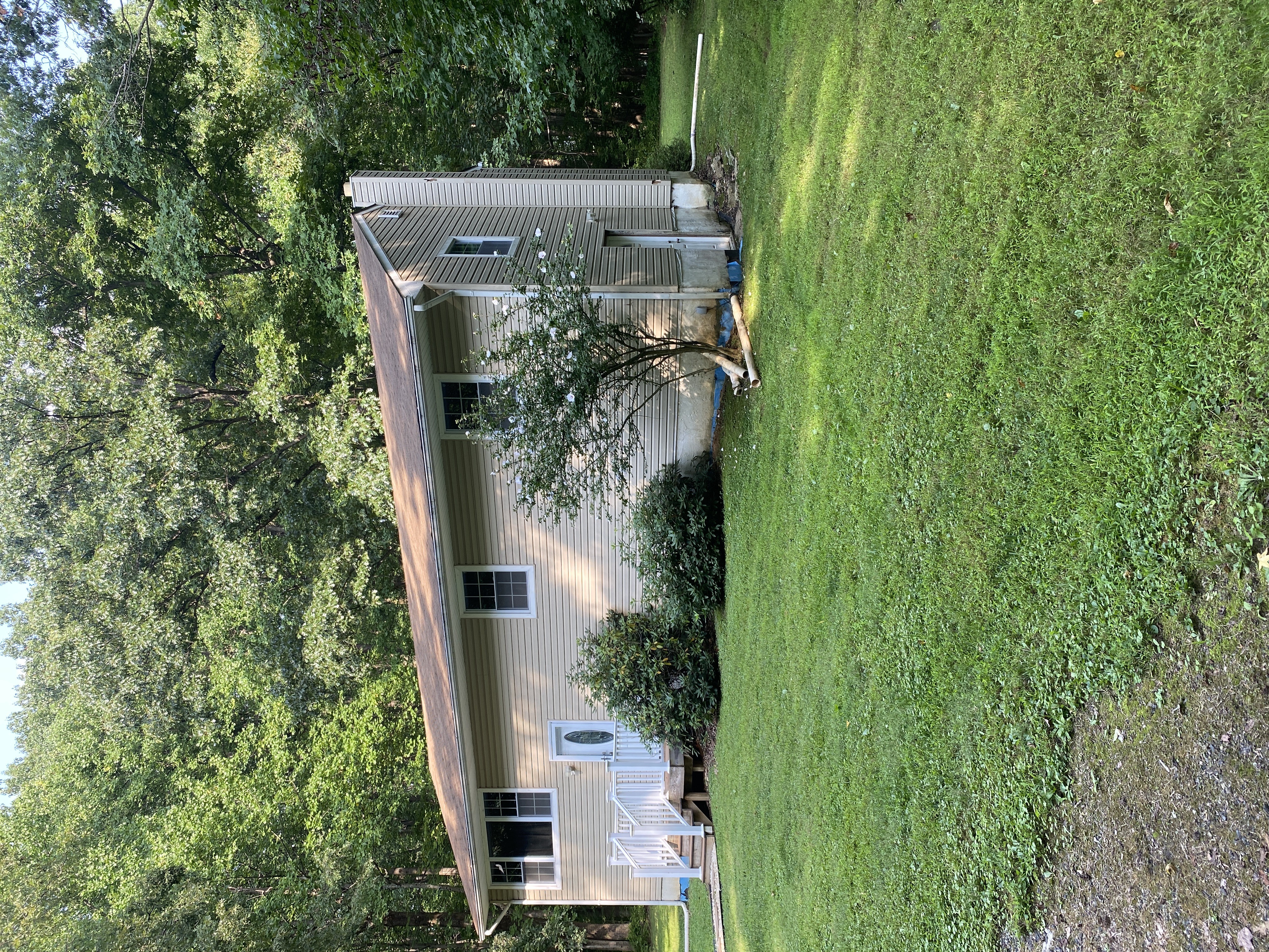 Fallston House: 2117 Parsonage Ln