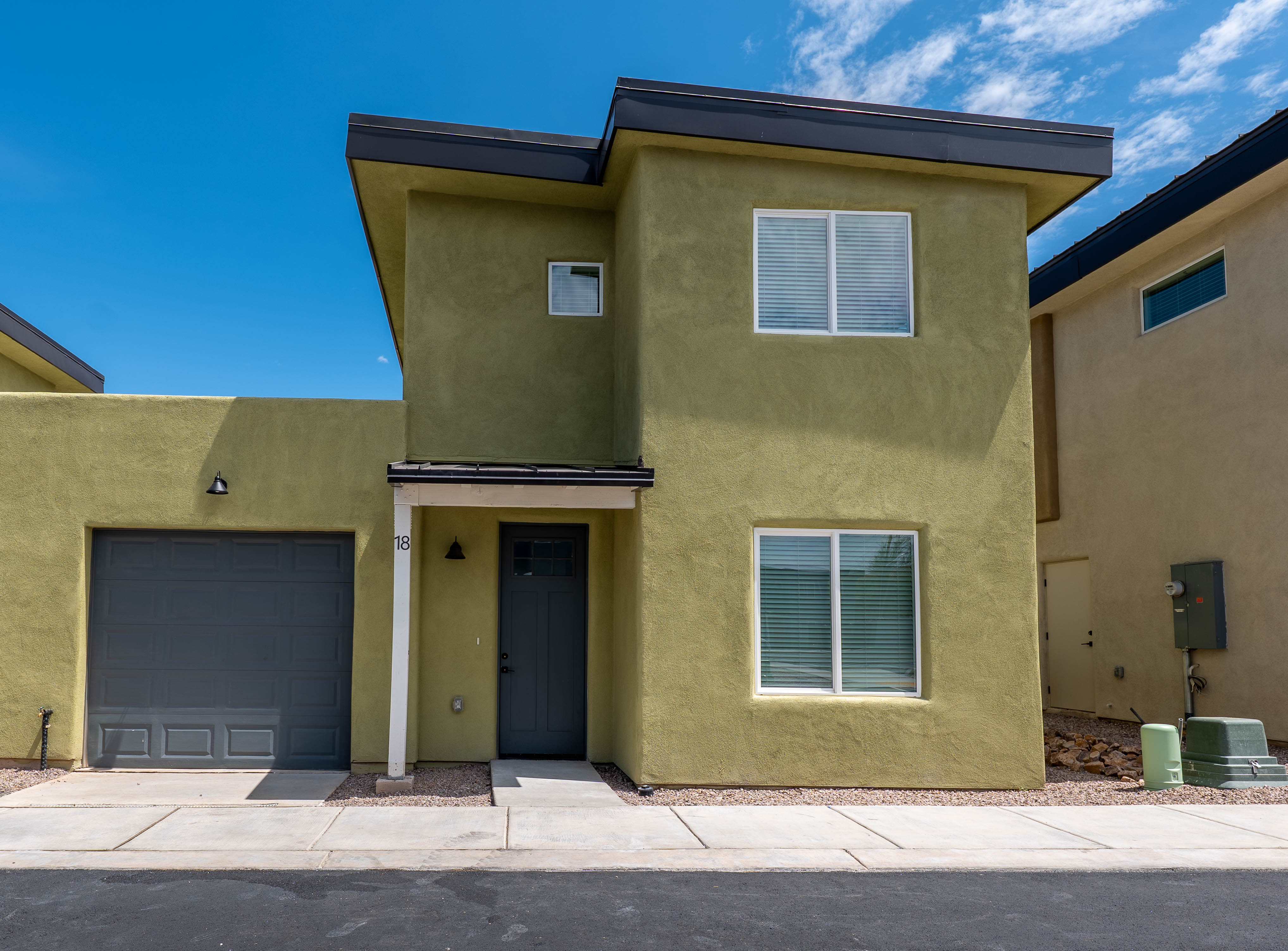 Tucson Townhome: 1300 N Rook Ave #18