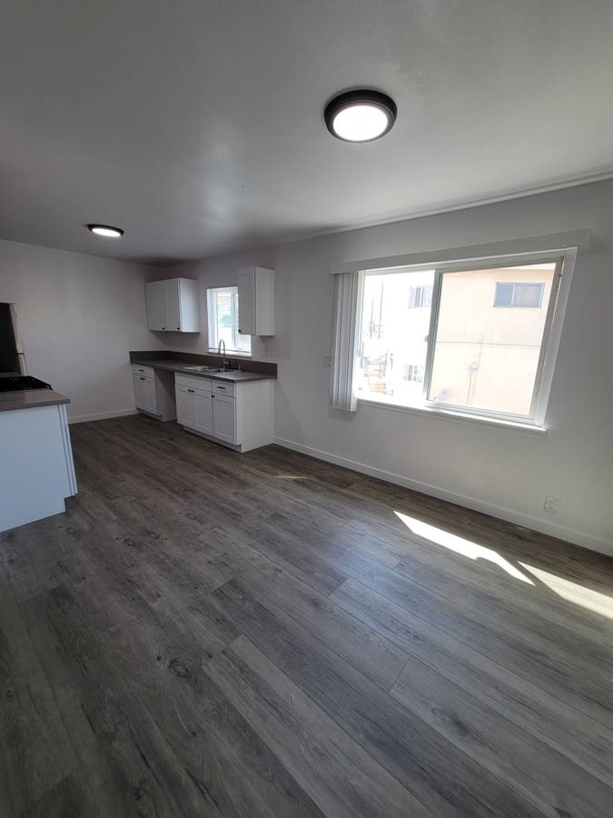 Los Angeles Condo: 4049 Gelber Pl