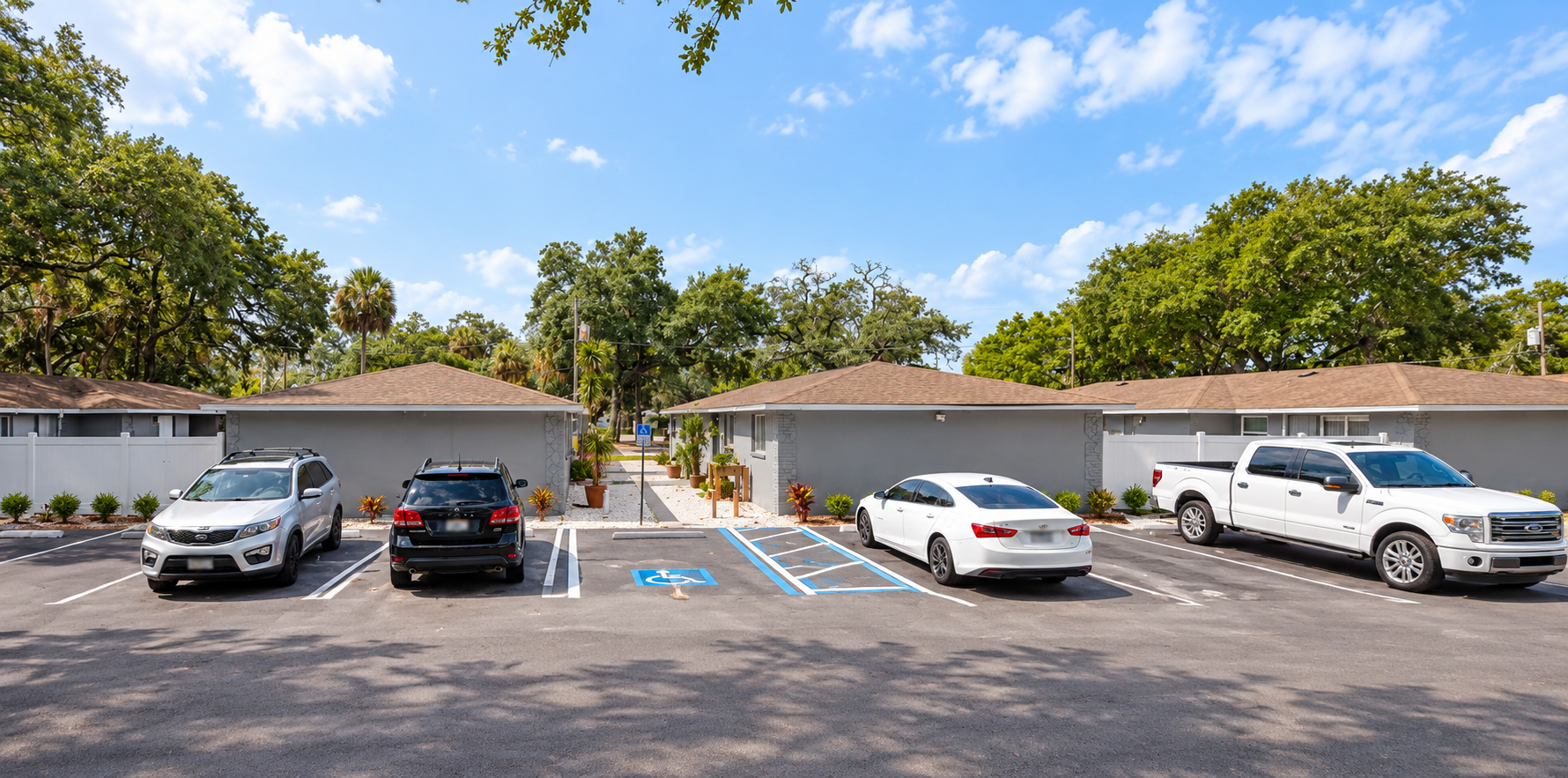 Bradenton Condo: 915 34th Avenue West