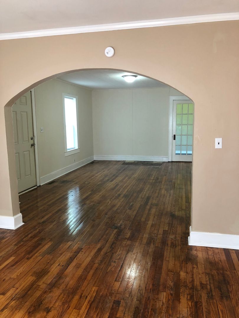 Chattanooga House: 1204 Tunnel Blvd