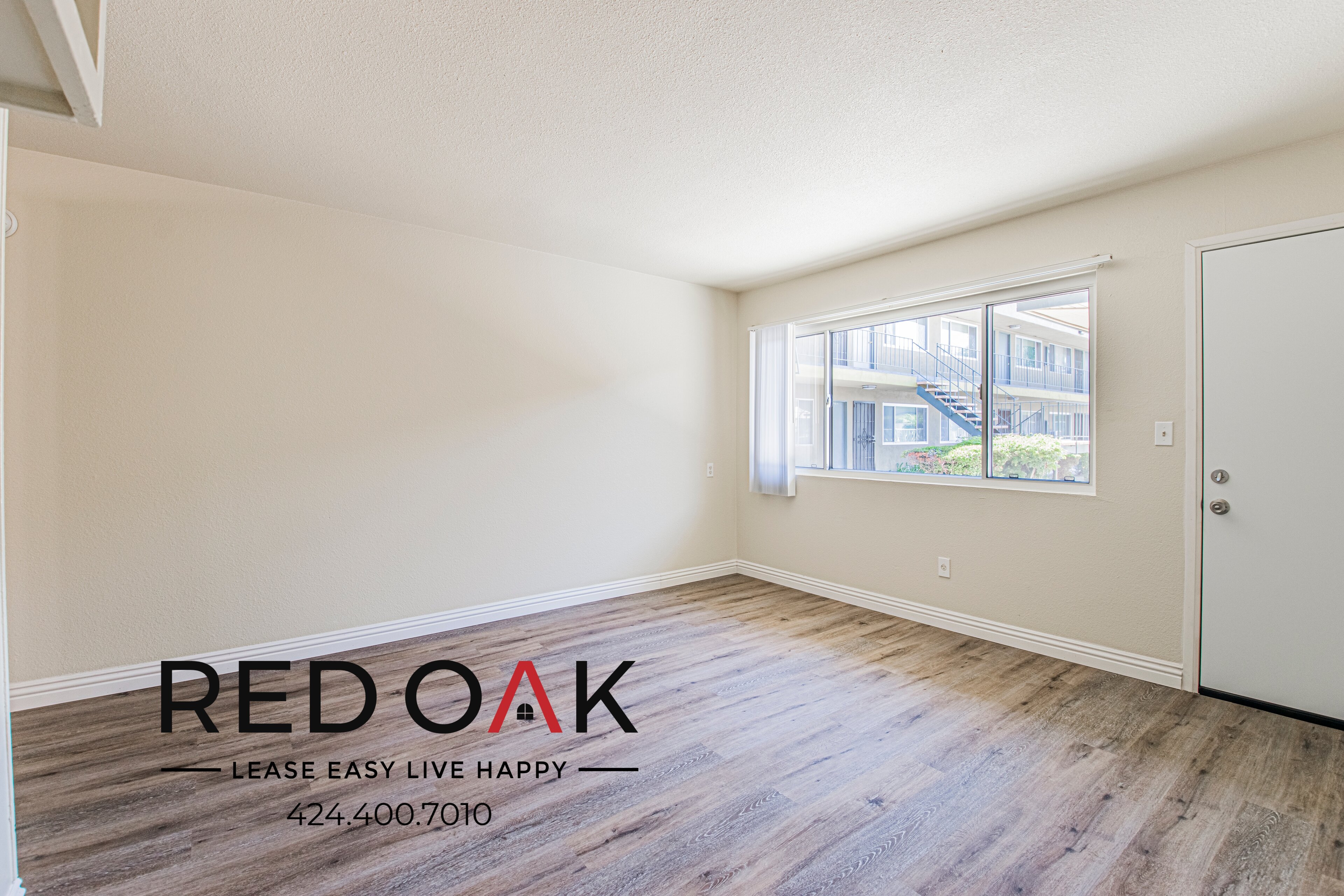 Long Beach Condo: 4900 Clair Del Ave