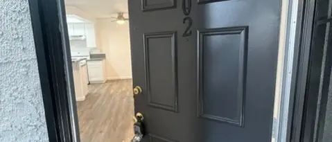 Long Beach Condo: 1075 Junipero Ave