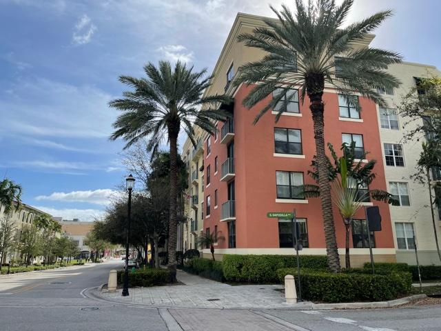 West Palm Beach Condo: 630 S Sapodilla Ave