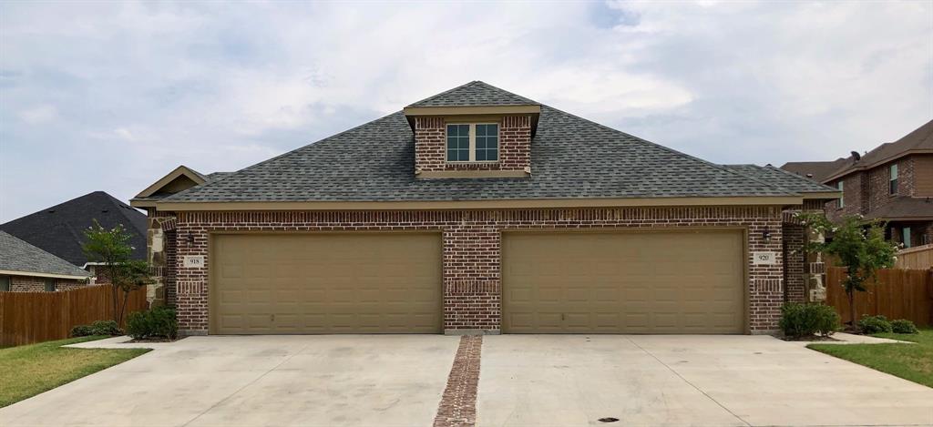 Midlothian Condo: 918 Chaparral Trl