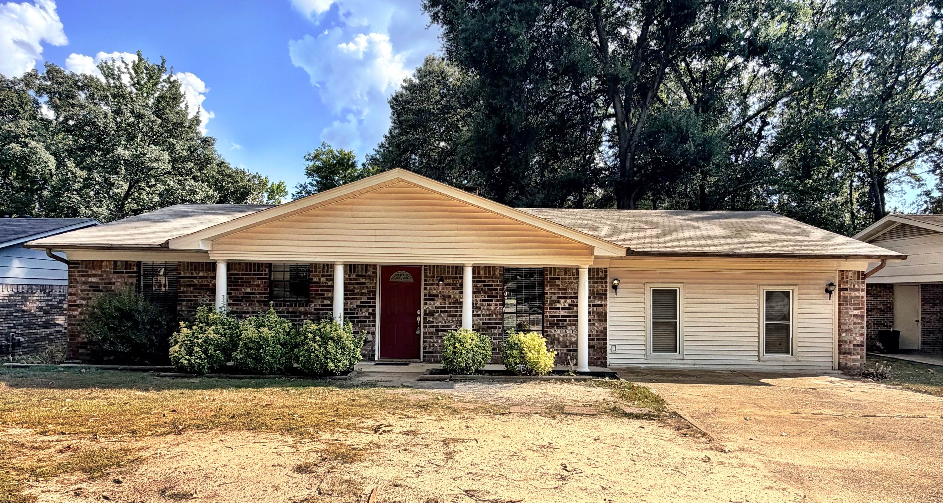 Bryant House: 2615 Stivers Blvd