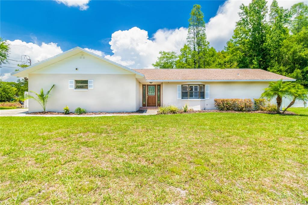 Lutz Condo: 17933 Eagle Ln