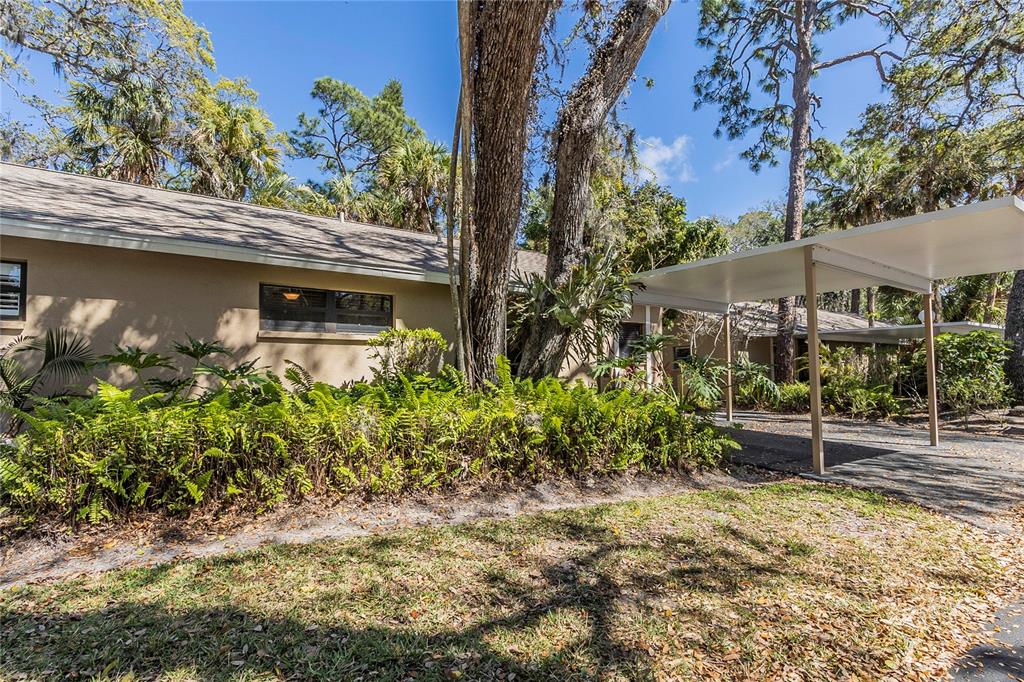 Sarasota Condo: 4958 Village Gardens Dr