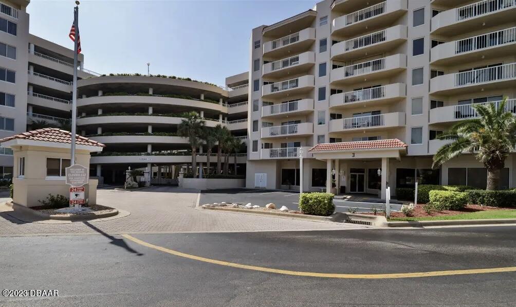 Daytona Beach Shores Condo: 3 Oceans W Blvd