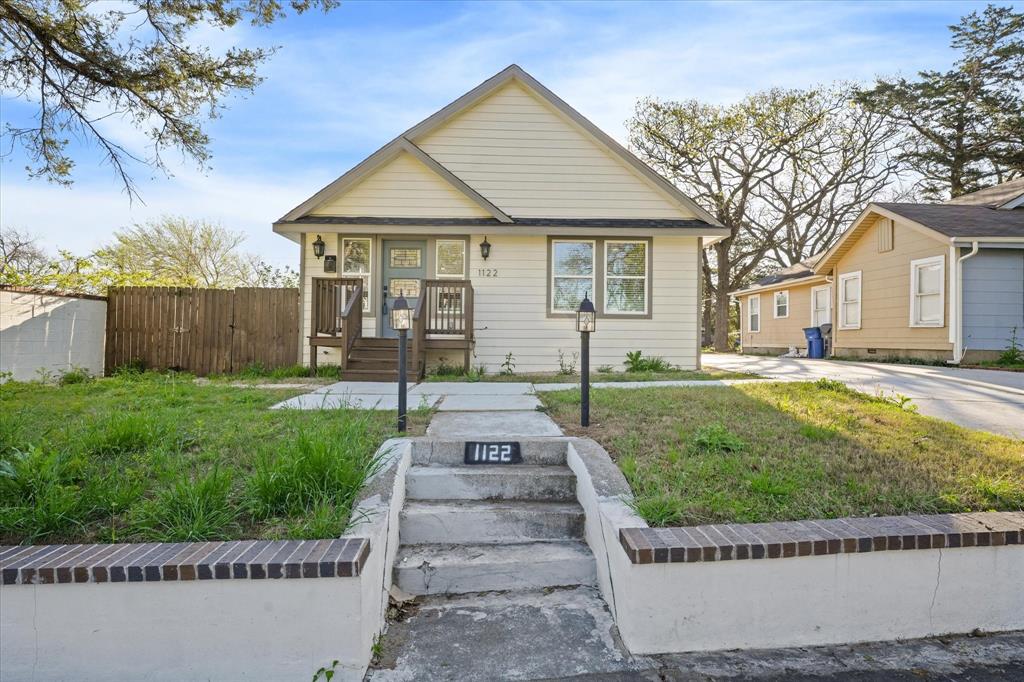 Dallas Condo: 1122 South Oak Clf Blvd