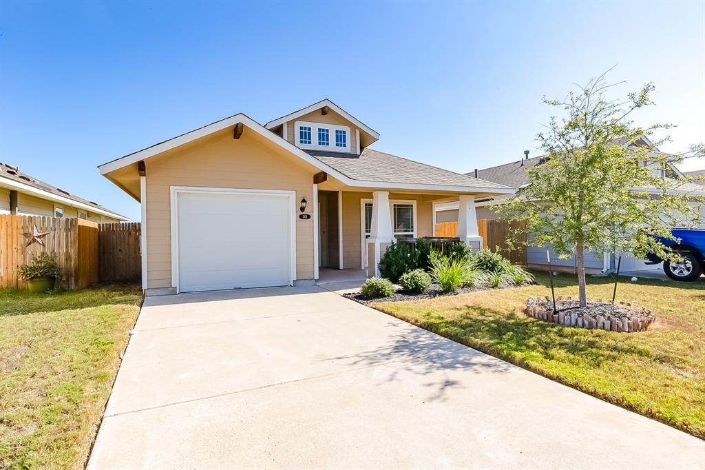 Bastrop Condo: 301 Trailside Ln