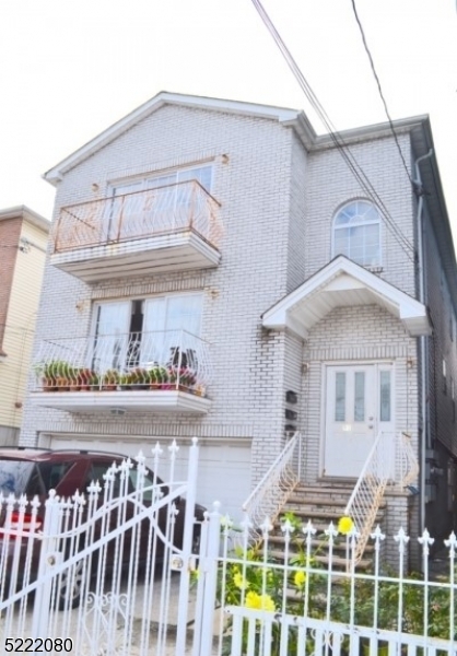 Newark Condo: 95 WRIGHT ST