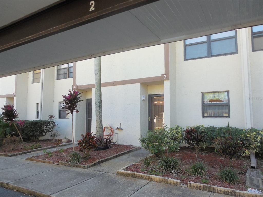 Seminole Condo: 9209 Seminole Blvd