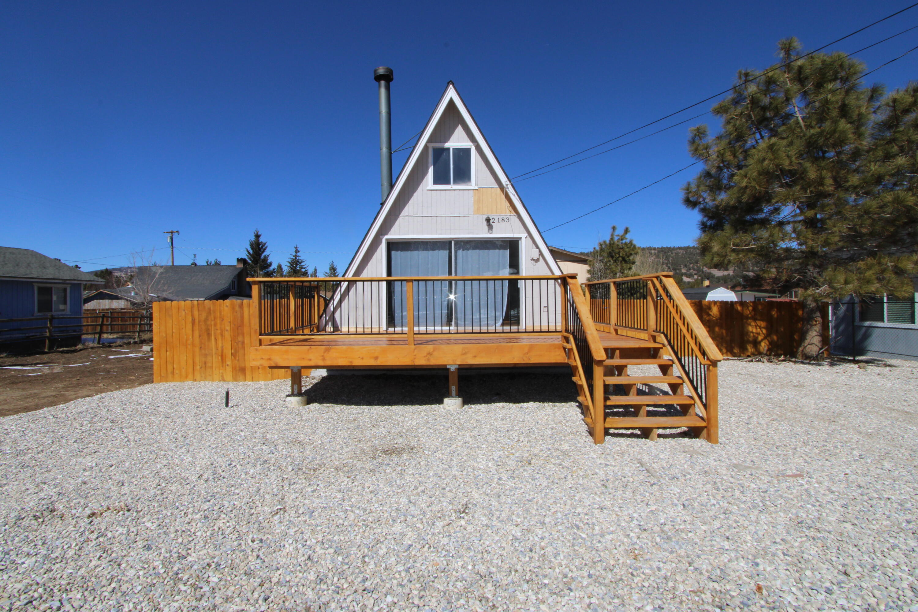Big Bear City Condo: 2183 6TH LN