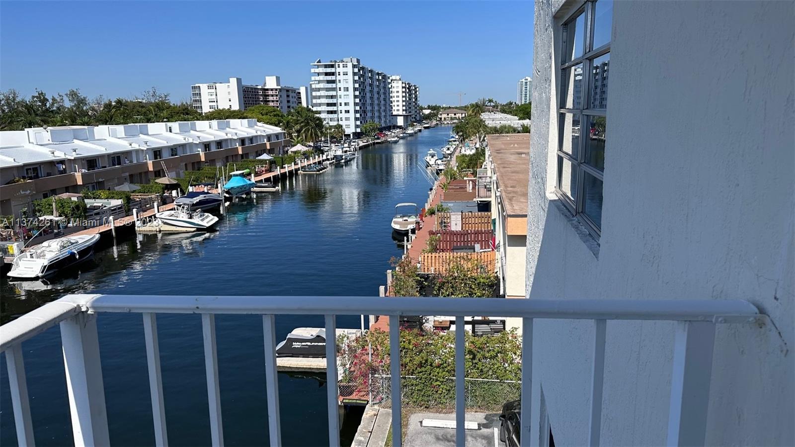 North Miami Beach Condo: 3944 NE 167TH ST