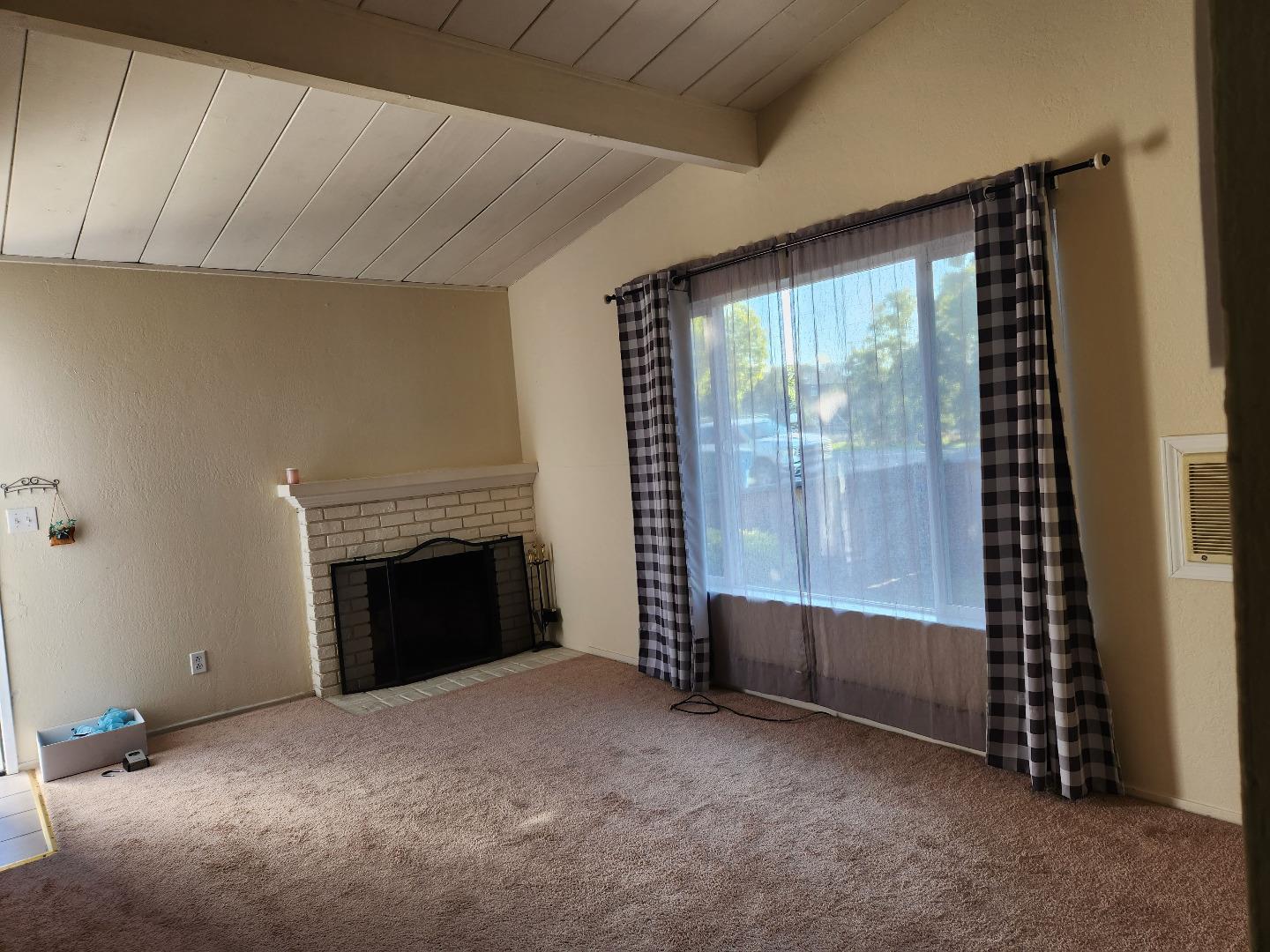 Palo Alto Condo: 3133 Alma St