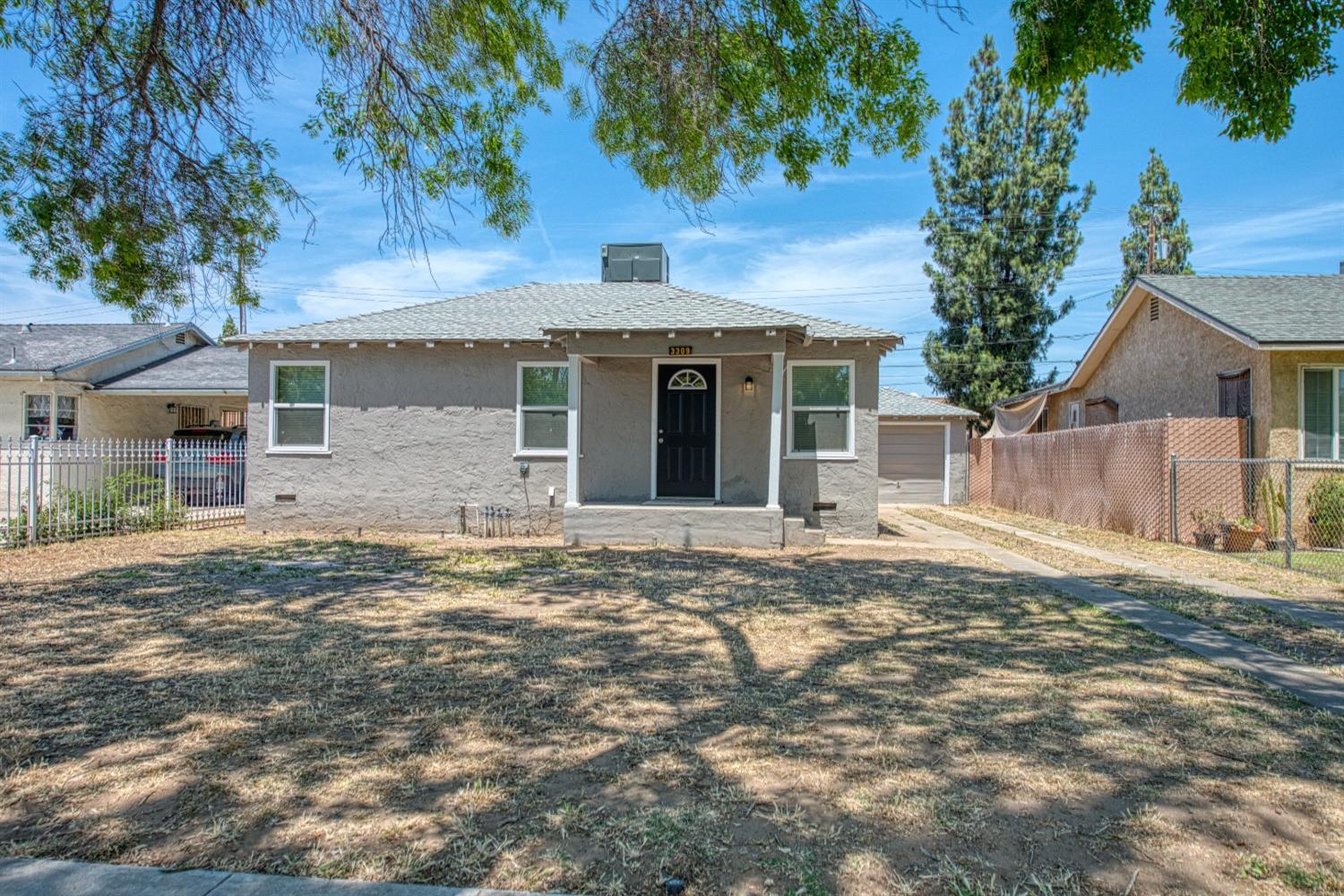Fresno Condo: 3309 E Platt Ave