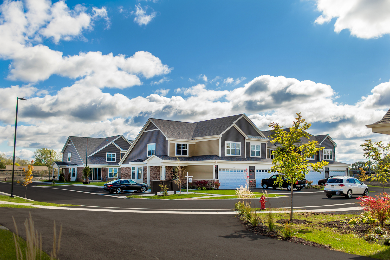 Hanover Park Condo: 713 Verandah Dr