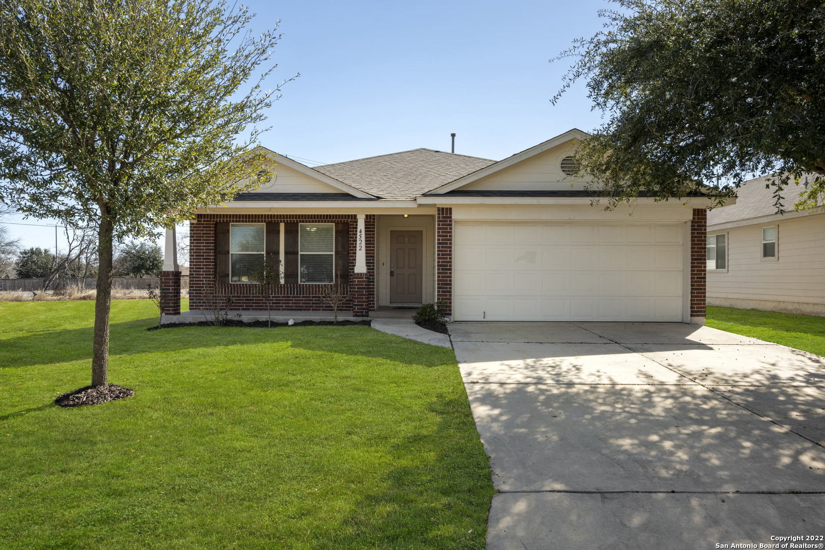 Converse Condo: 4522 Everett Loop