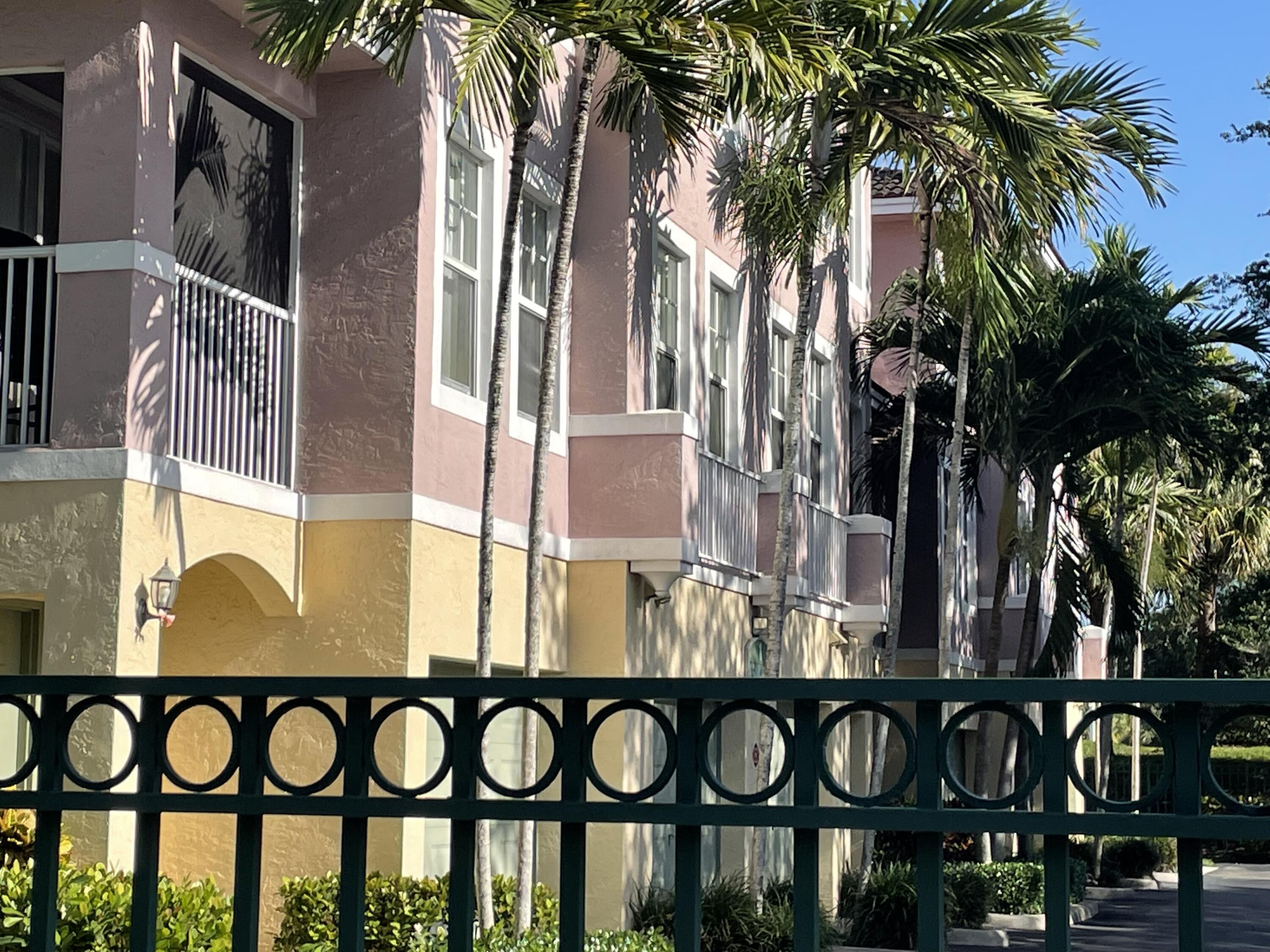 Coral Springs Condo: 6424 West Sample Rd