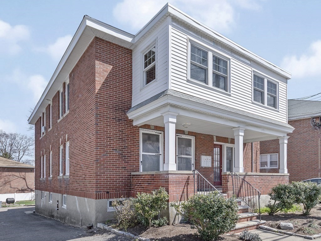 Waltham Condo: 202 High St