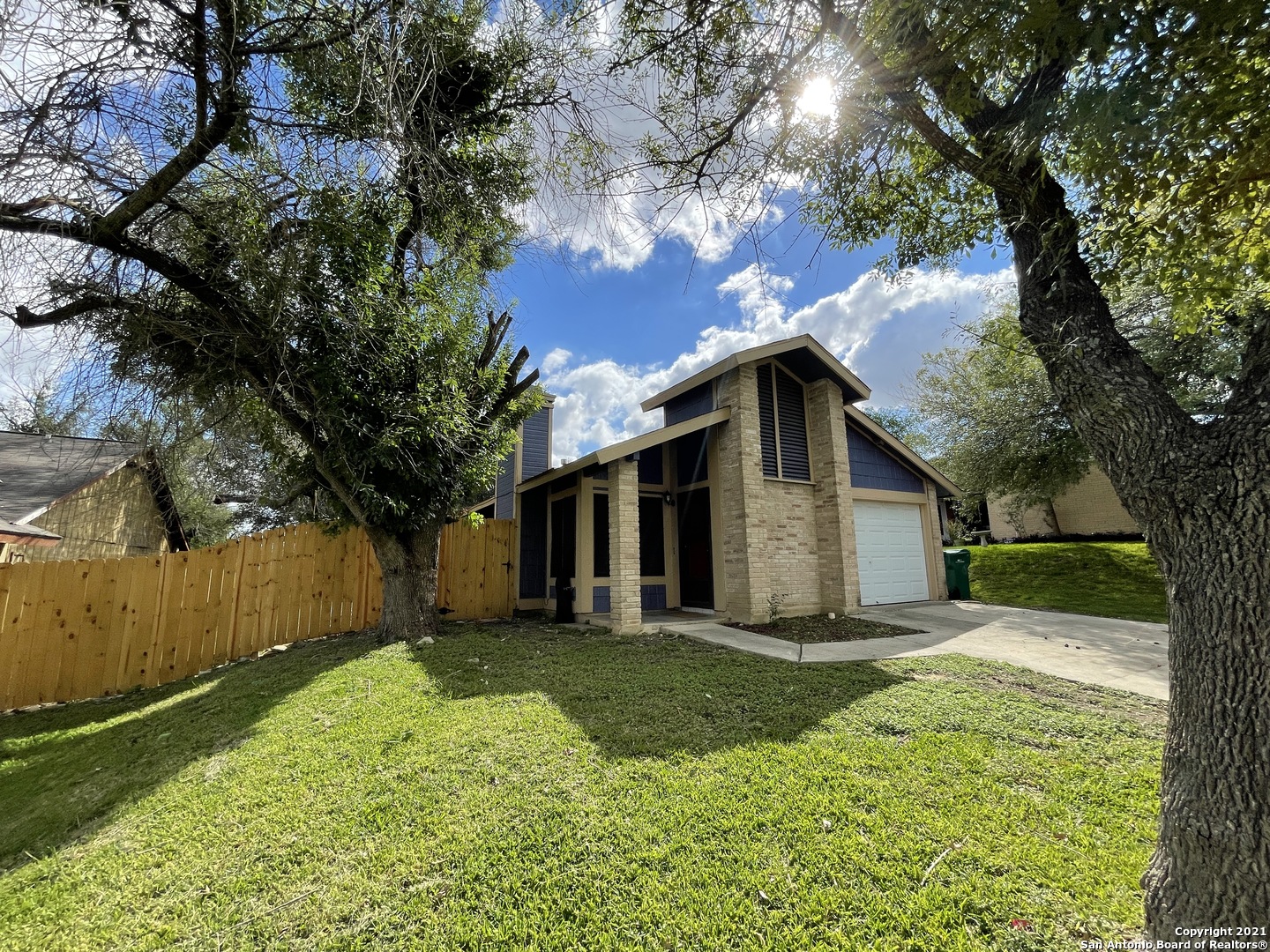 Converse Condo: 8424 8th St