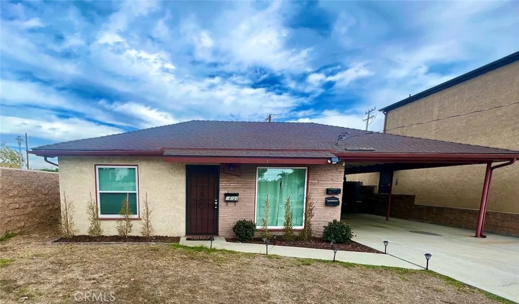 Lawndale Condo: 14724 Burin Ave