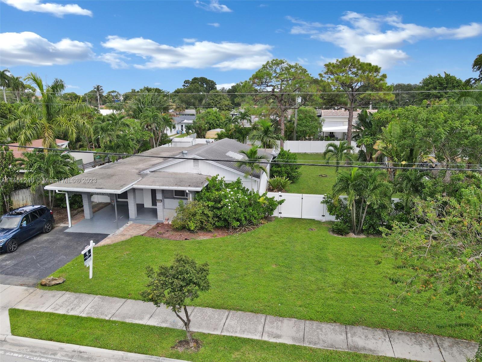 Oakland Park Condo: 1435 Northeast 38th St
