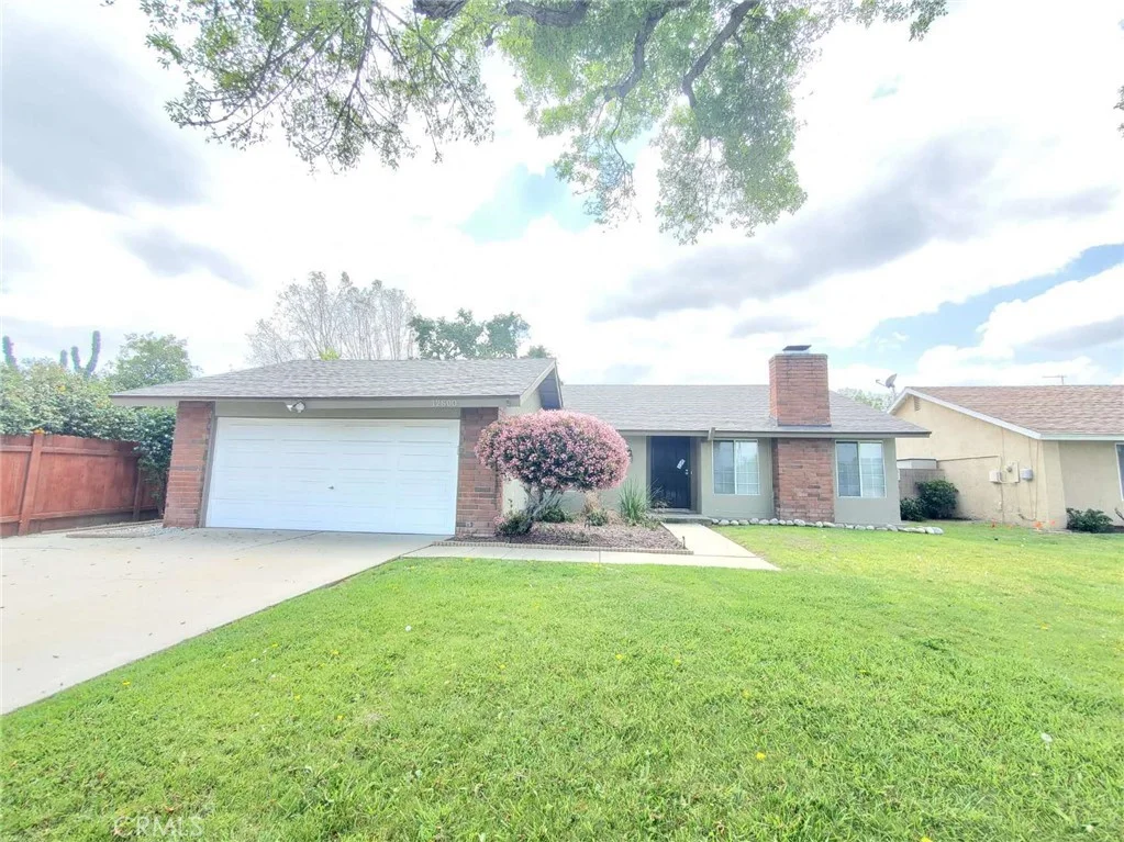 CHINO Condo: 12800 Witherspoon Rd