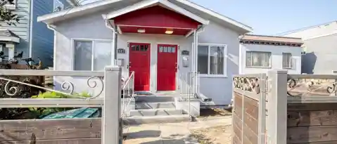 Oakland Condo: 2909 Magnolia St