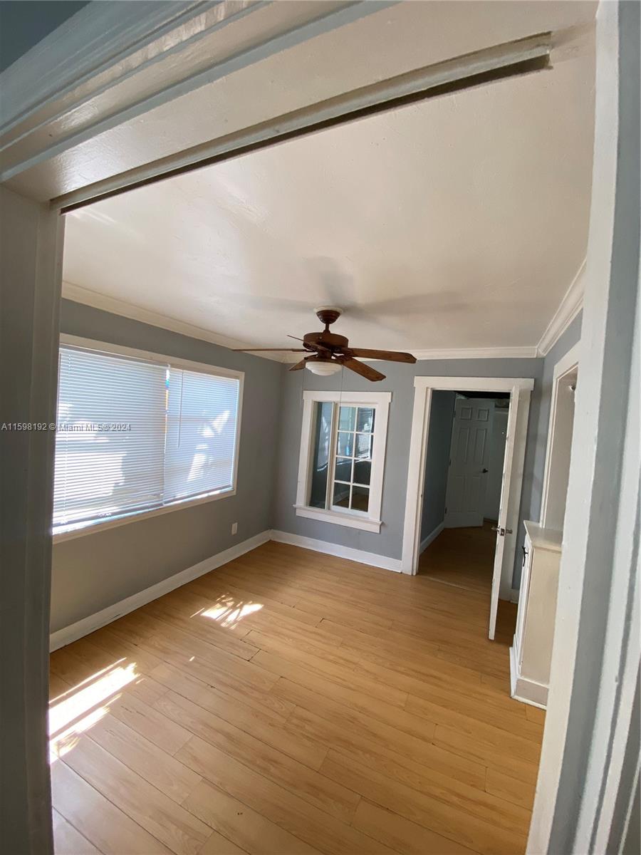 Hollywood Condo: 1927 Cleveland St