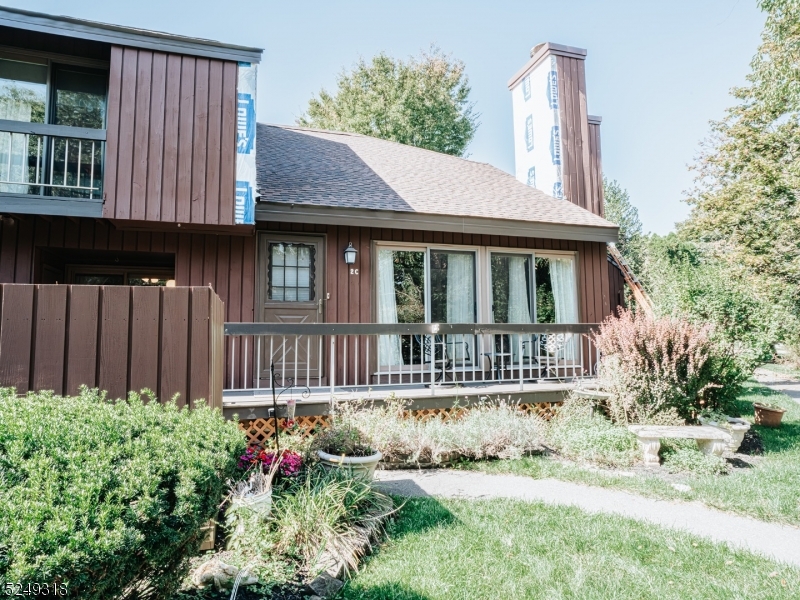 Hillsborough Condo: 23 Bloomingdale Dr