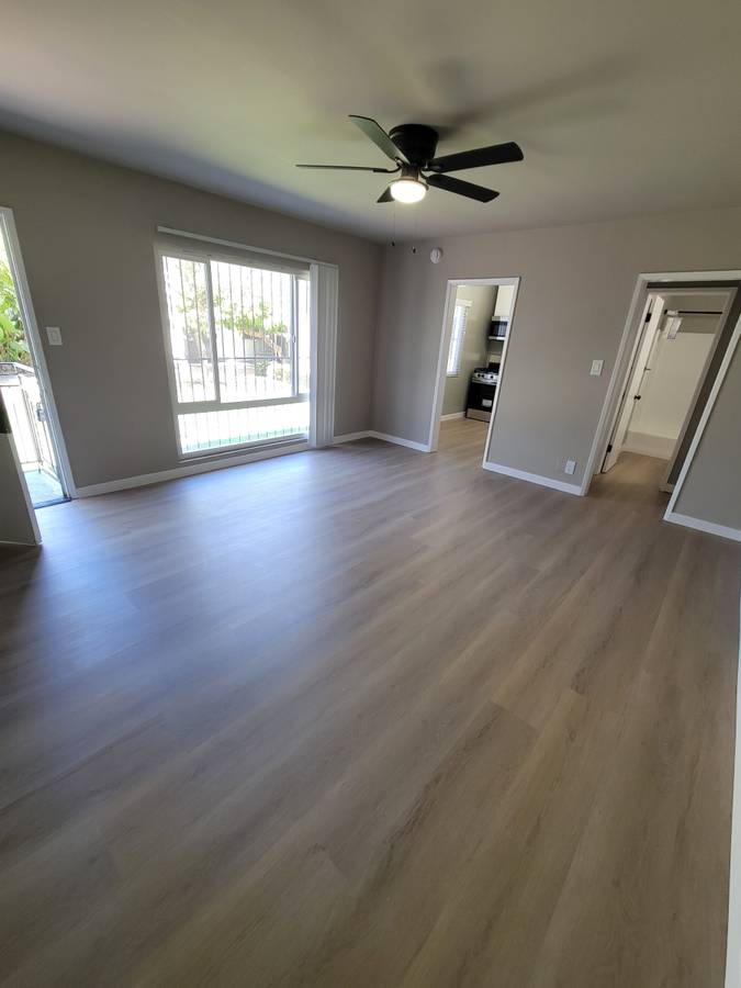 Los Angeles Condo: 4066 Coco Ave