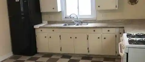 Rochester Condo: 90 Cottage St